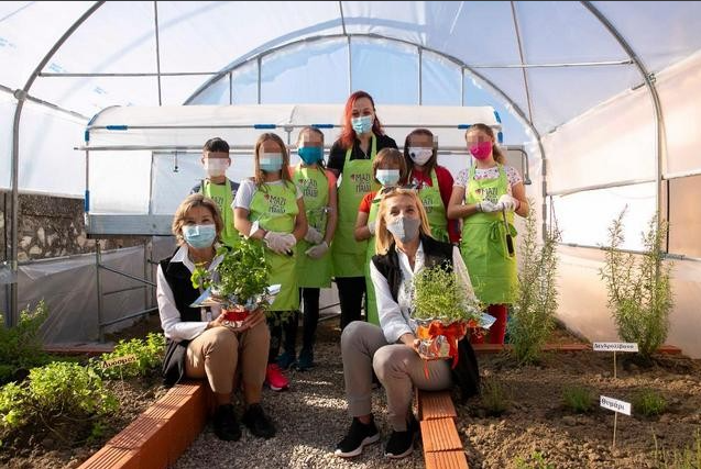 Image for https://www.sch.gr/enosi-mazi-gia-to-paidi-sto-scholeio-ton-rizion-evrou/